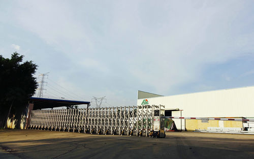 ���S���T